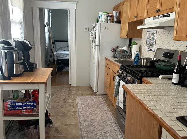 19 Sayre St APT 2, Summit, NJ 07901