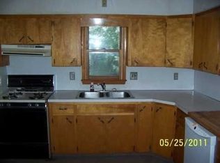 211 N Herring St, Ashley, MI 48806