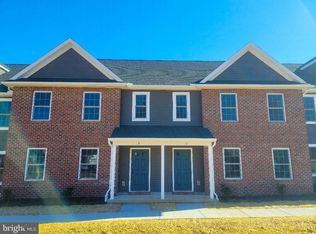 16 Skip Ln, Carlisle, PA 17013