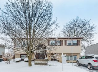 7505 162nd St, Tinley Park, IL 60477