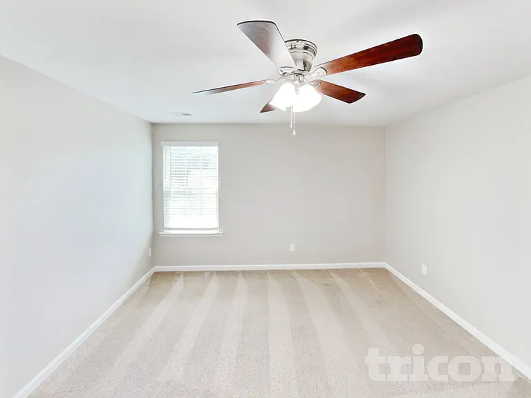 2020 Longshadow St — Photo 12