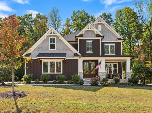 104 Red Cardinal Ct, Youngsville, NC 27596