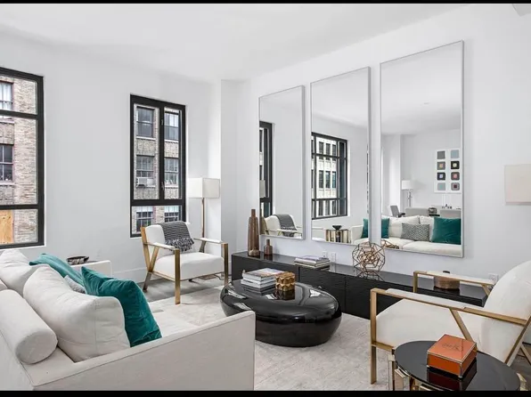 231 West 26th Street image 1 of 8
