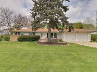 308 W 6th St, Gridley, IL 61744