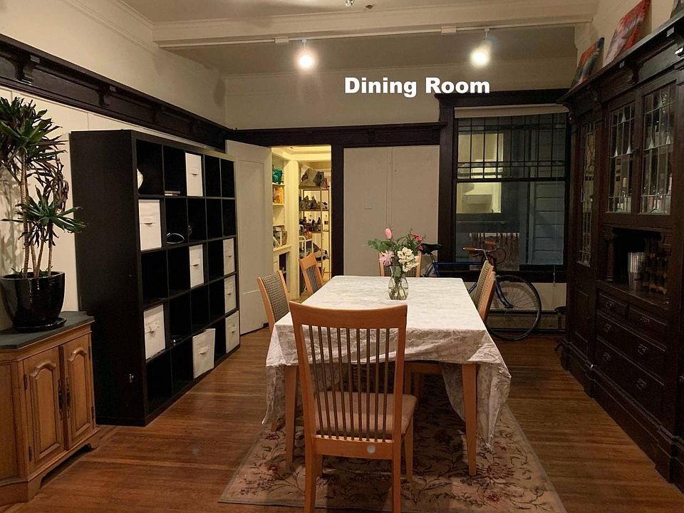 Dining room before paint