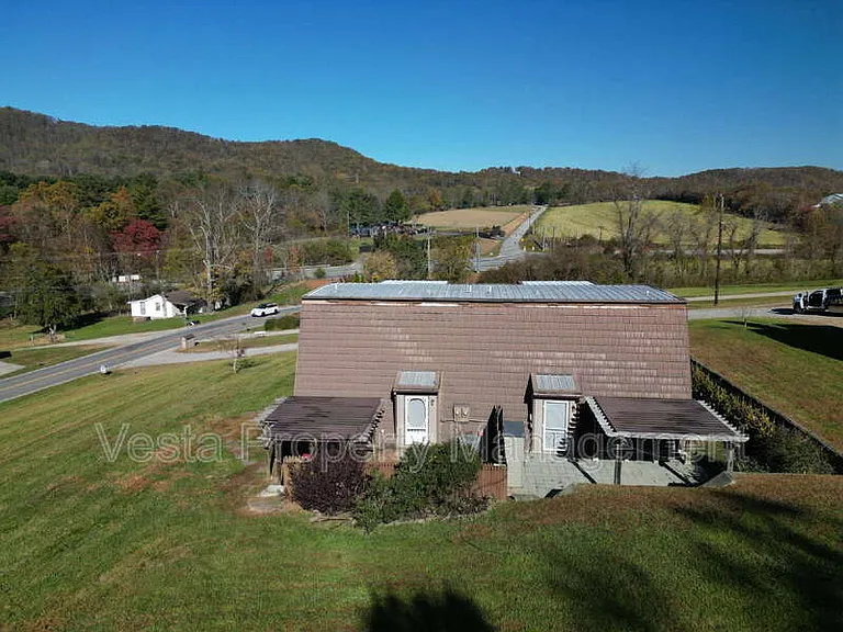 588 Ray Hill Rd #A — Photo 23