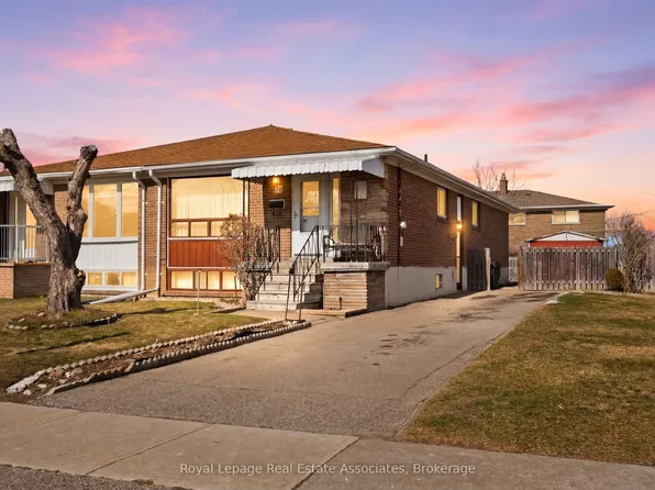 20 Rubydale Gdns, Toronto, ON M9L 1B9