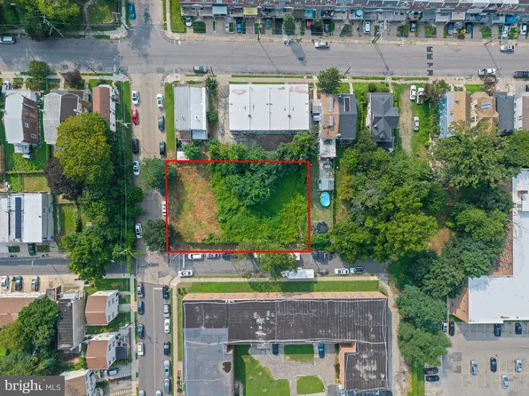 6010 N Hutchinson St, Philadelphia, PA 19141