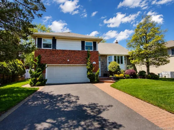 3452 Turf Road, Oceanside, NY 11572