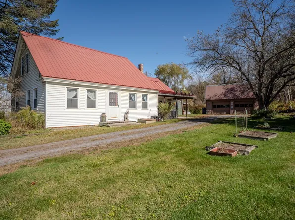 1536 Memorial Drive, St. Johnsbury, VT 05819