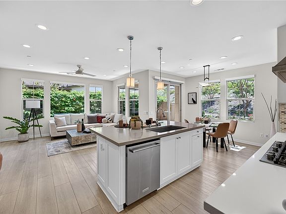 3rd image of 63 Garcilla Dr