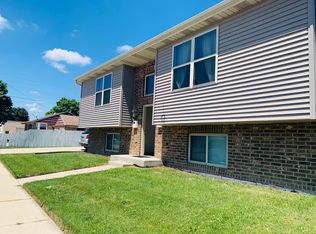 2708 48th St #2, Kenosha, WI 53140