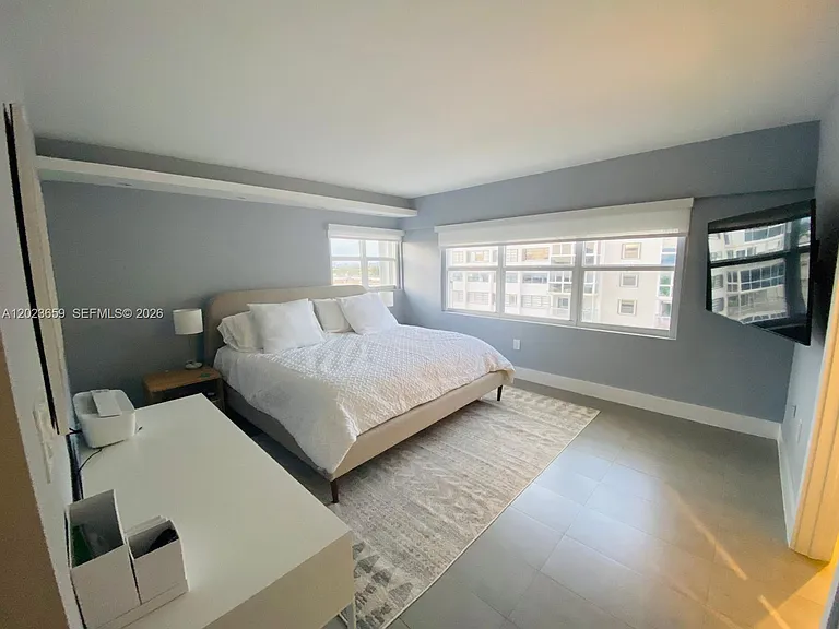 590 Ocean Dr #8B — Photo 8