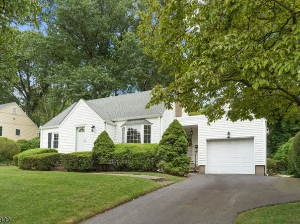 361 Hoover Ave, Washington Twp., NJ 07676