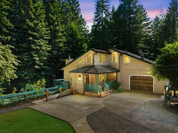 3253 Greenwood Heights Dr, Kneeland, CA 95549