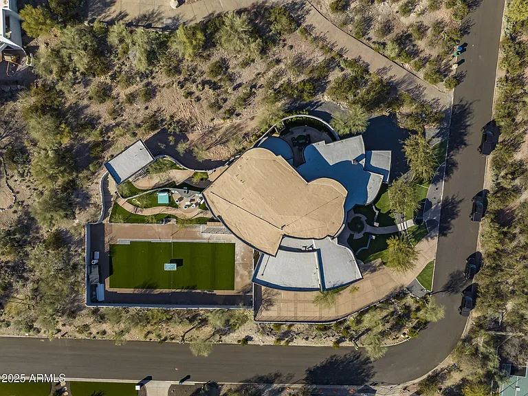3282 E Palo Verde Dr — Photo 126