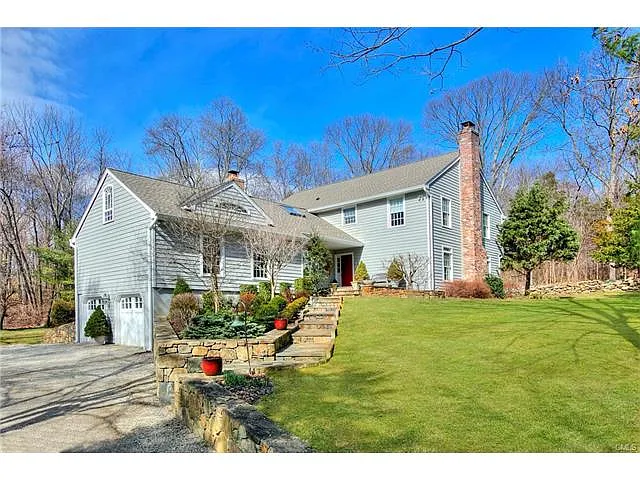 21 Timber Mill Ln photo 1