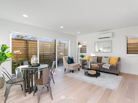 3rd image of 7601 B Latona Avenue NE