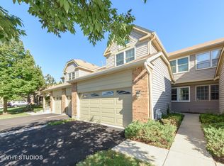 3121 Daniels Ct, Arlington Heights, IL 60004