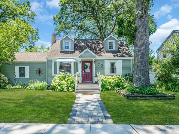 22 Howell Street, Patchogue, NY 11772