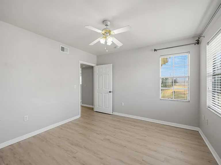 1195 Villagio Cir #208 — Photo 26
