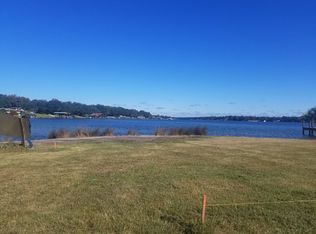 104 Harris Rd NE, Fort Walton Beach, FL 32547