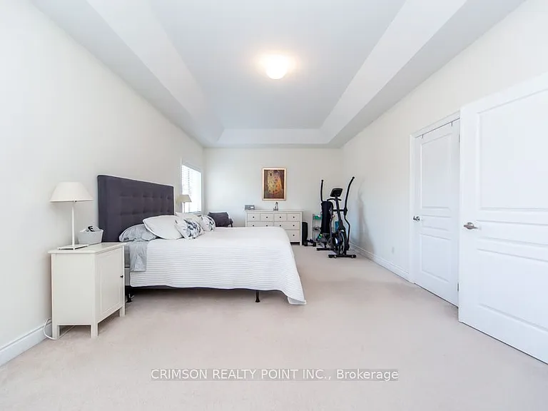 2304 Canterbury Cres — Photo 27
