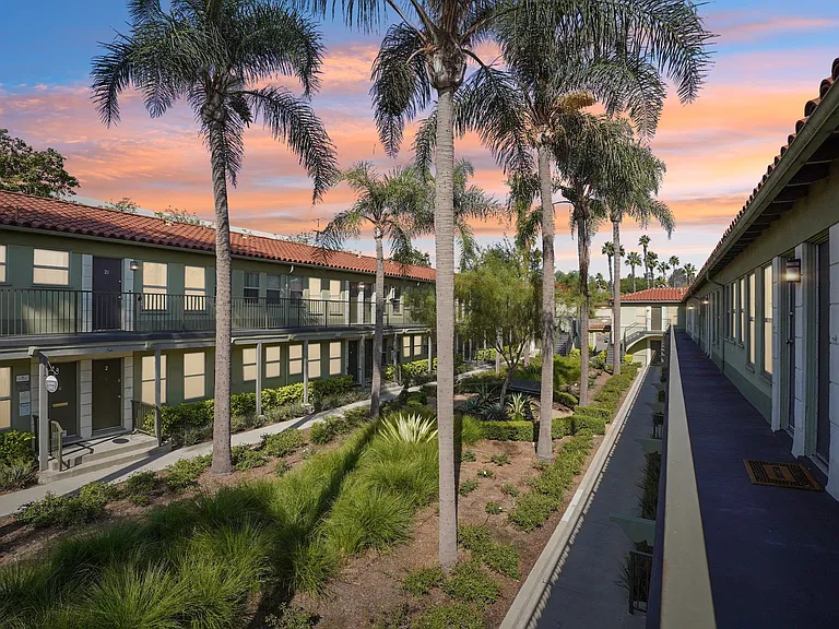 Ladera Apartments — Photo 37