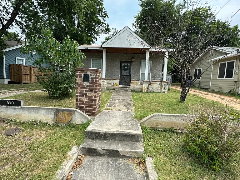 830 Canton — Photo 8