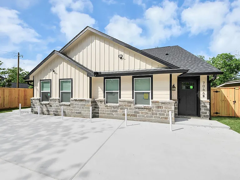 7066 Villa Dr #A — Photo 37