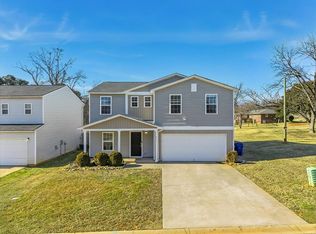 216 Wayfair Ln, Wellford, SC 29385