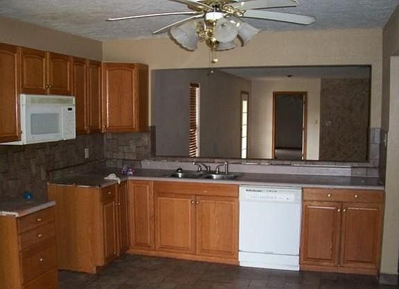5th image of 1414 Fox Ave
