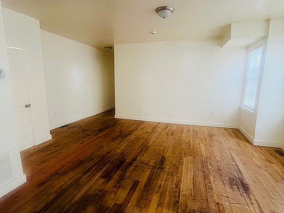 5th image of 52 Fabyan Pl #1