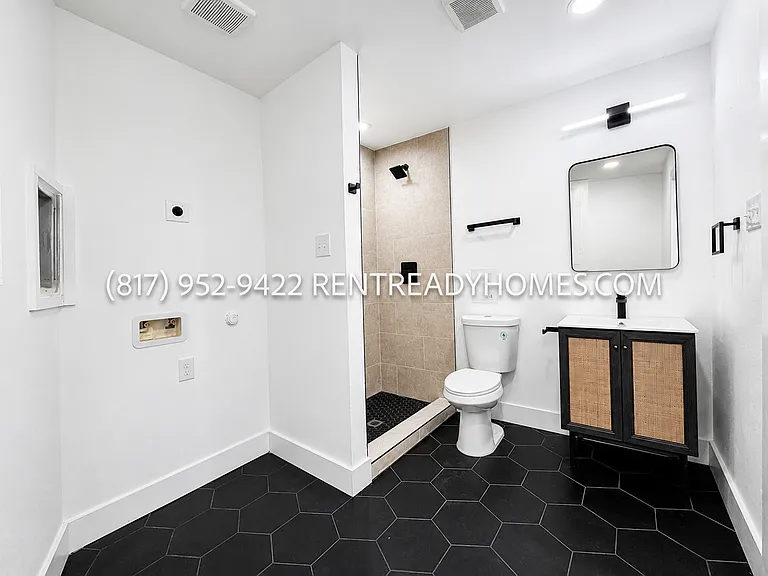 1510 W Jefferson Blvd #101 — Photo 7