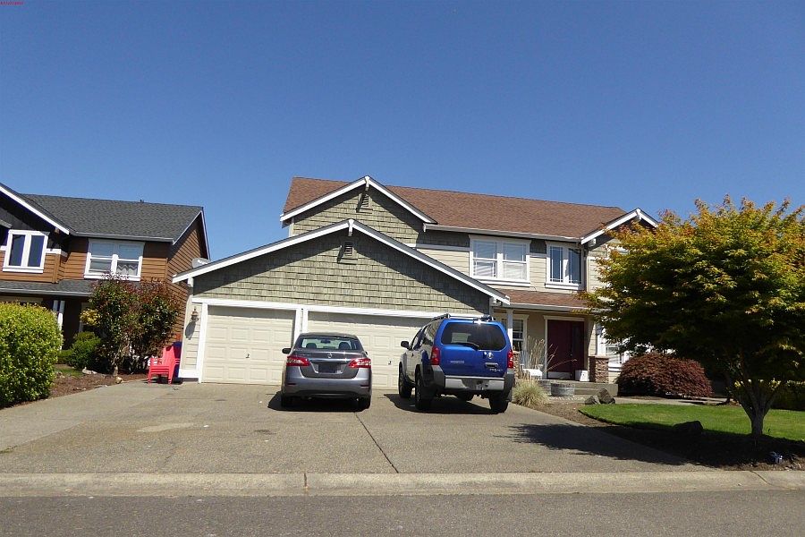 1st image of 11507 132nd St E