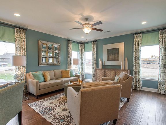 4th image of 1076 Westgate Dr Lot 131