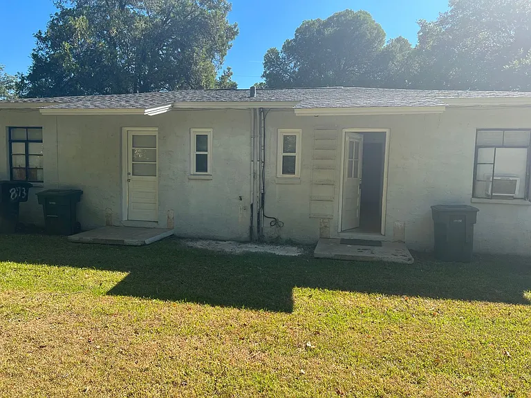 873 Campus Cir — Photo 14