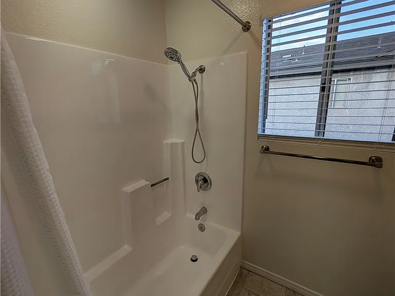 845 W Olive Ave #B — Photo 35