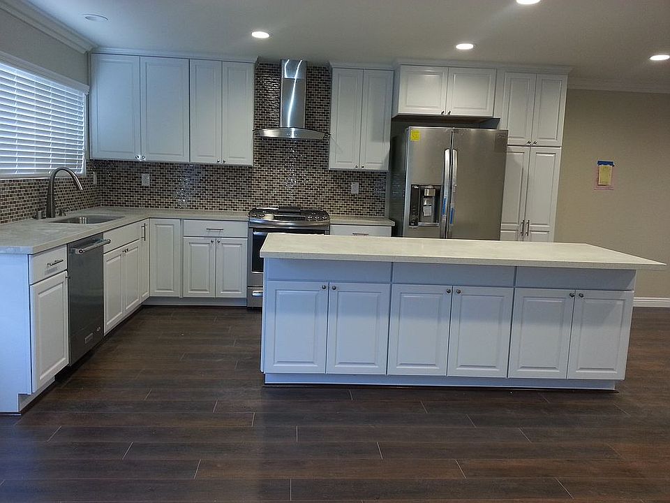 1st image of 915 Diamond St Unit 1