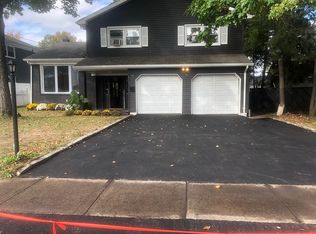 416 W 4th Ave, Roselle, NJ 07203