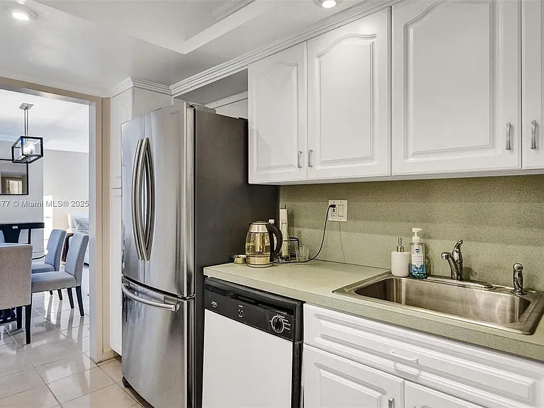 3180 S Ocean Dr #1504 — Photo 35