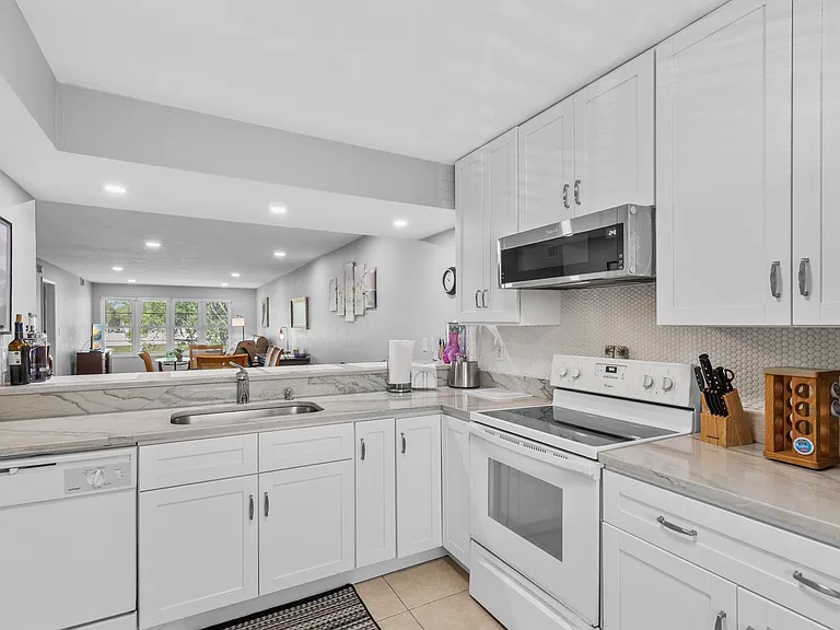 3676 Arctic Cir #112 — Photo 7