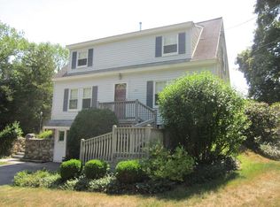 279 Salem St, Andover, MA 01810