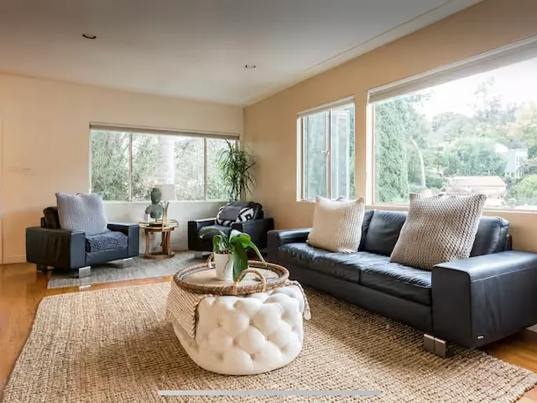 2069 Paramount Dr #1/2 — Photo 3