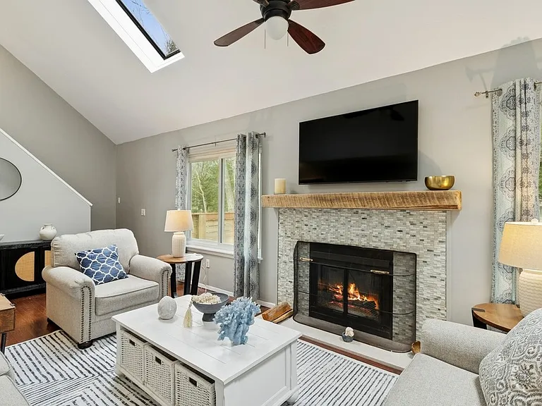 102 Sycamore Dr — Photo 9
