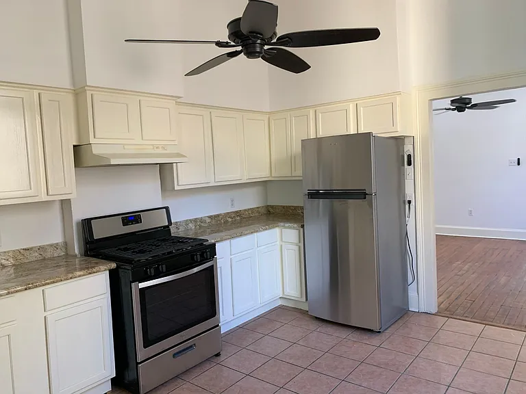 4029 Dhemecourt St — Photo 8