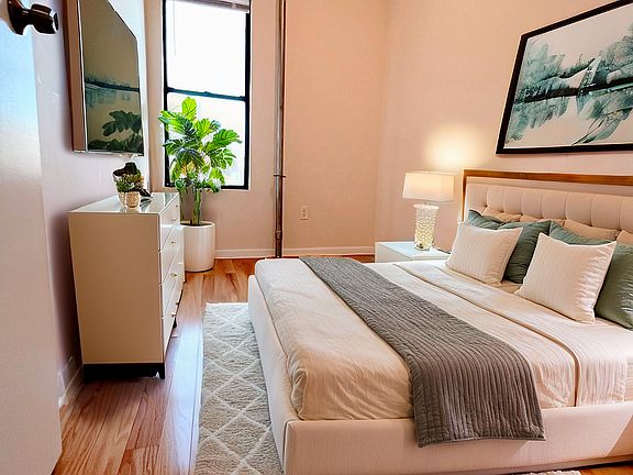 3rd image of 31-69 37th St #20
