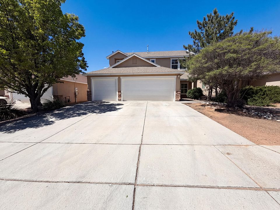 1st image of 1313 Reynosa Loop SE