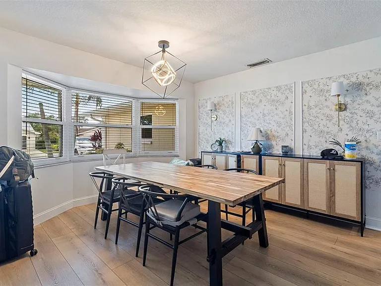 5776 Augusta Cir — Photo 7