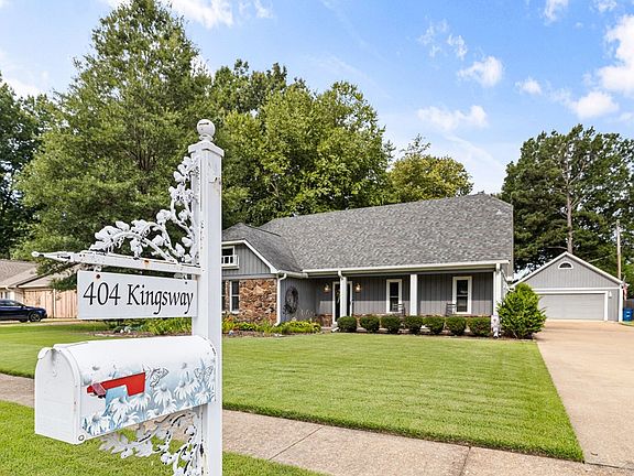 2nd image of 404 Kingsway Dr